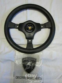 Lamborghini Countach QV, 5000 S Steering wheel with rubber pad