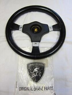 Lamborghini Countach QV, 5000 S Steering wheel with rubber pad