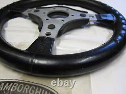 Lamborghini Countach QV, 5000 S Steering wheel with rubber pad