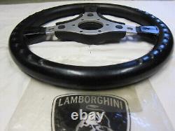 Lamborghini Countach QV, 5000 S Steering wheel with rubber pad