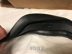 Nos 1976 D6az-13a915-c Ford Steering Wheel Rubber Horn Cover Black