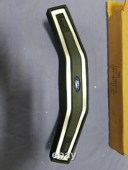 Nos 1982-86 Ford F-150 Horn Button Bronco Xls